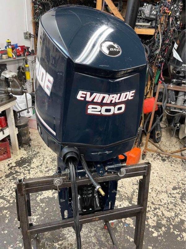 2011 Evinrude Etec 200 HP