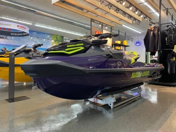 2021 SeaDoo RXTX 300 Midnight