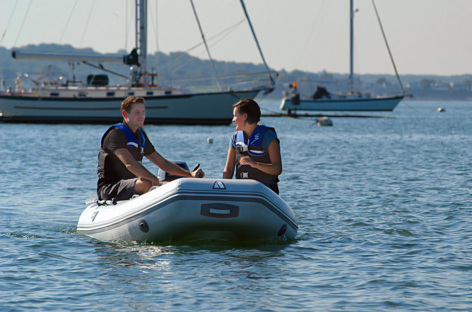 Achilles HBLX Series Inflatable Boat - Image 4