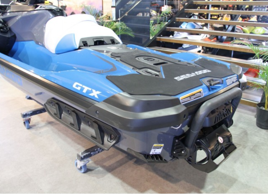 2021 SeaDoo GTX 230 SS - Image 4