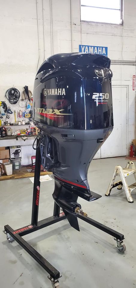 2021 Yamaha VMAX SHO 250