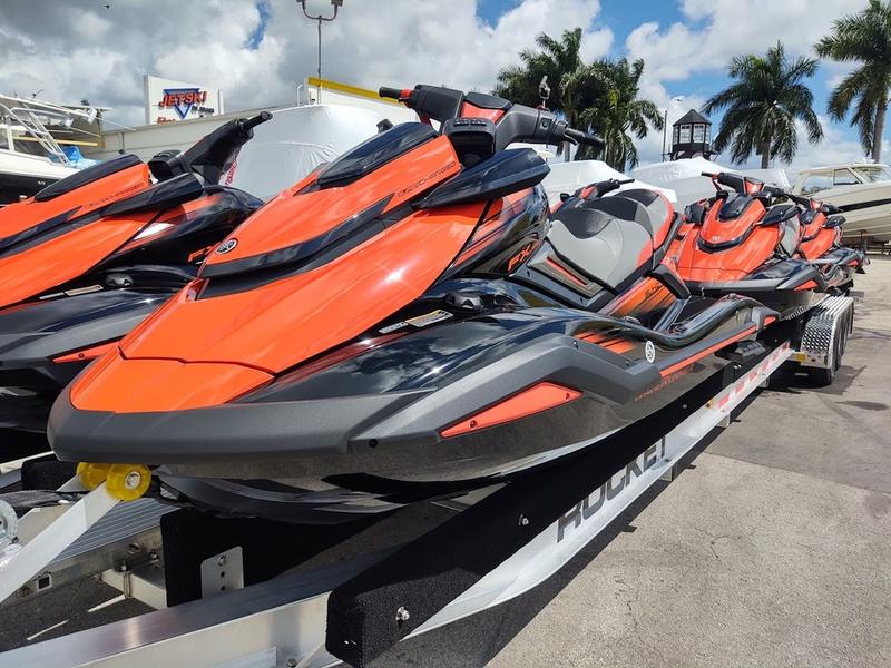 2021 Yamaha Waverunners FX Limited